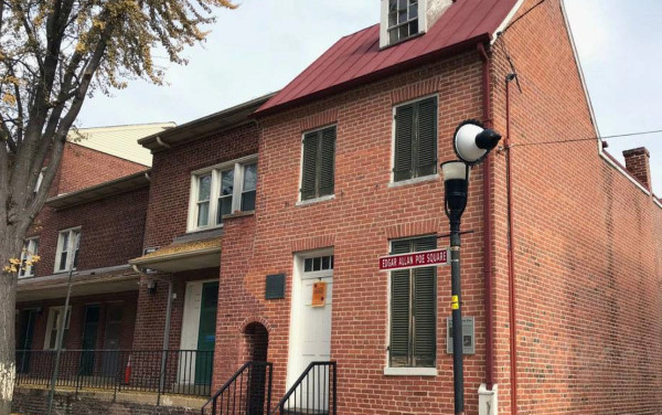 Edgar Allan Poe's House of Literature: Small but Sturdy