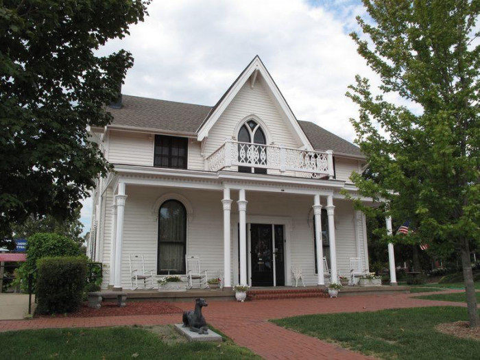 Amelia Earharts childhood home in Atchinson, Kansas