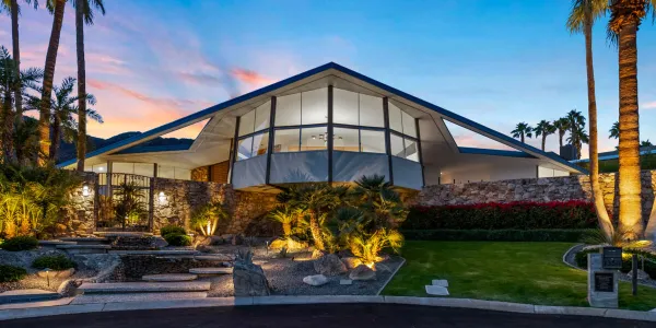 Elvis Honeymoon House